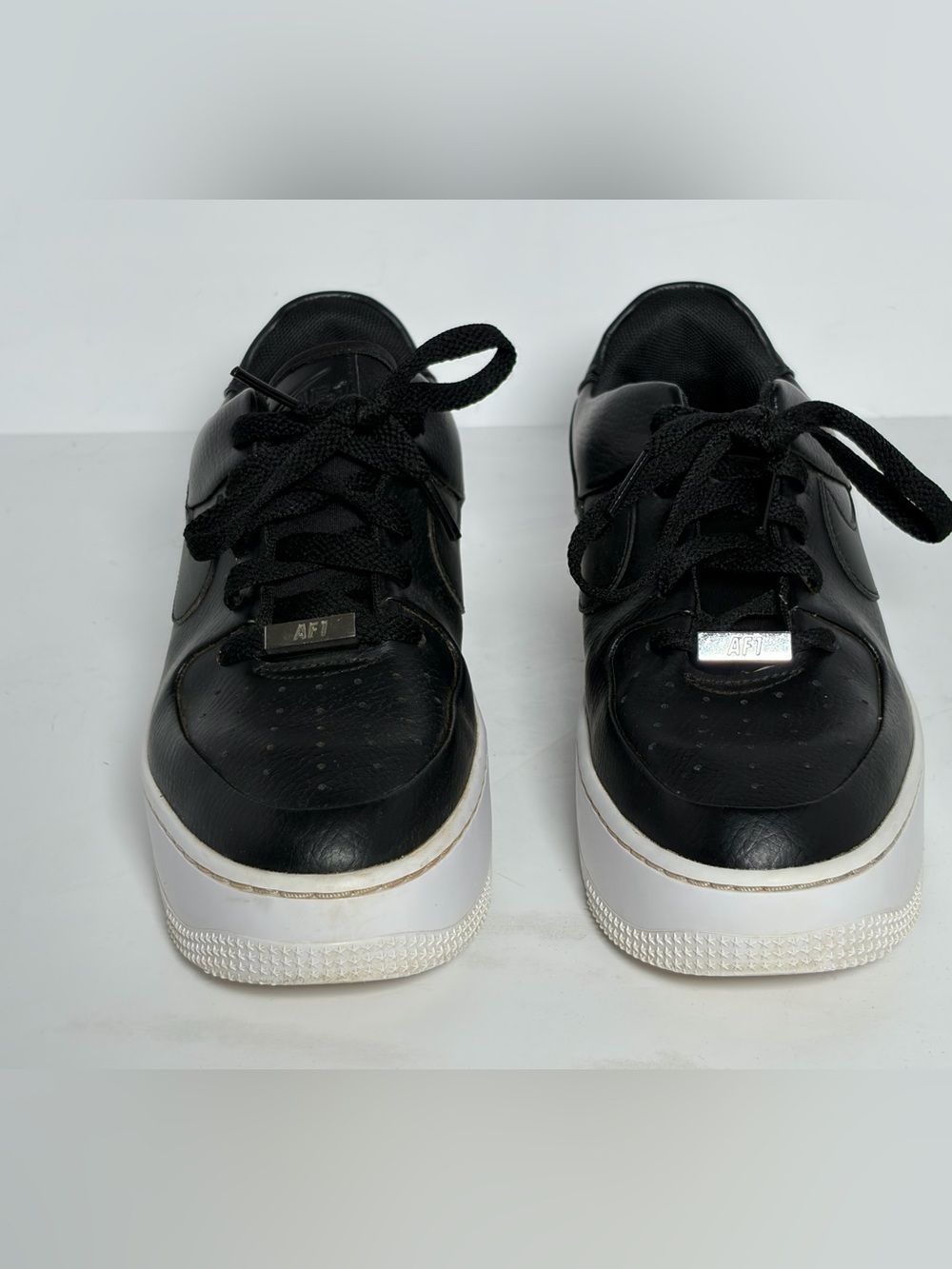 Nike Air Force 1 Sage Low Platform Black White Women’s Size 8.5 AR5339-002